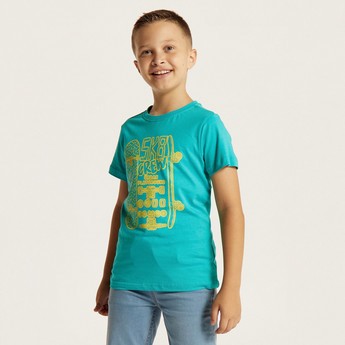 Juniors Skateboard Print Crew Neck T-shirt with Short Sleeves