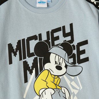 Disney Mickey Mouse Print T-shirt with Short Sleeves