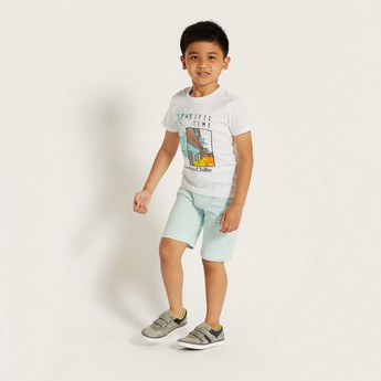 Juniors Solid Mid-Rise Shorts with Drawstring Closure and Pockets