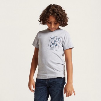 Juniors Graphic Print T-shirt with Short Sleeves