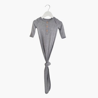 Anvi Baby Solid Knotted Sleepsuit and Beanie Set