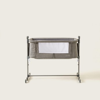 Juniors Peyton Side Bassinet