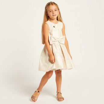 Textured Sleeveless Dress with Bow Applique Detail and Zip Closure