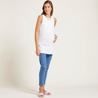 Love Mum Solid Sleeveless Maternity Vest with Round Neck