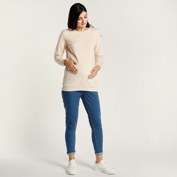 Love Mum Solid Maternity Sweatshirt with Round Neck and Long Sleeves