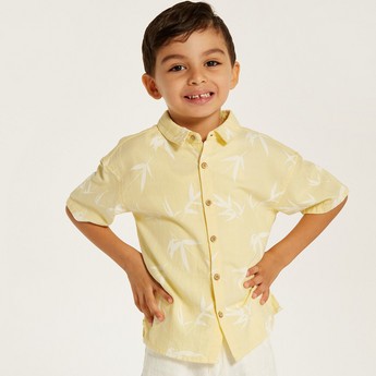 Printed Shirt with Button Closure and Short Sleeves