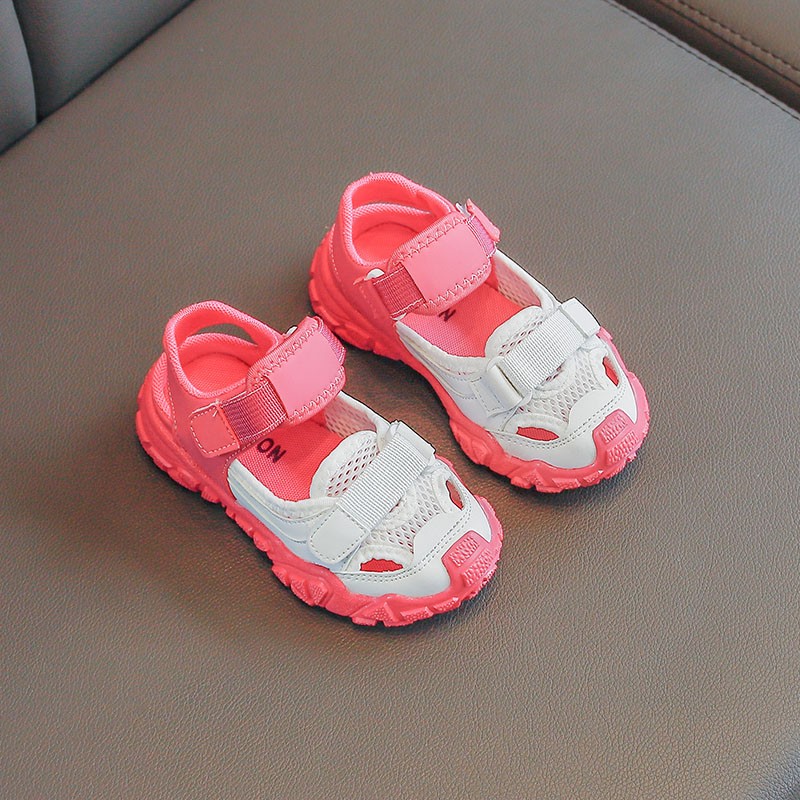 Kids sandals summer 2022 new fashion breathable mesh sport girls soft bottom sneakers boys beach sandals