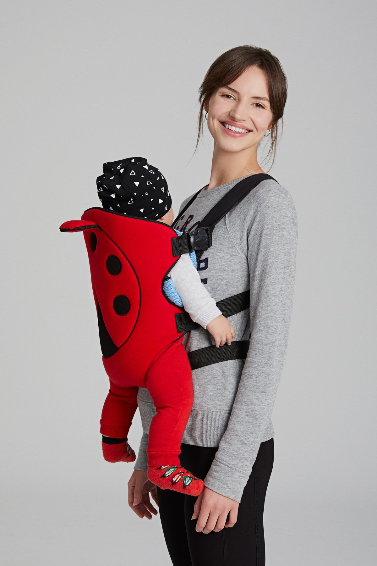 Baby carrier in the shape of a beetle, unisex, kangaroo c-helps maintain the position of the spine
