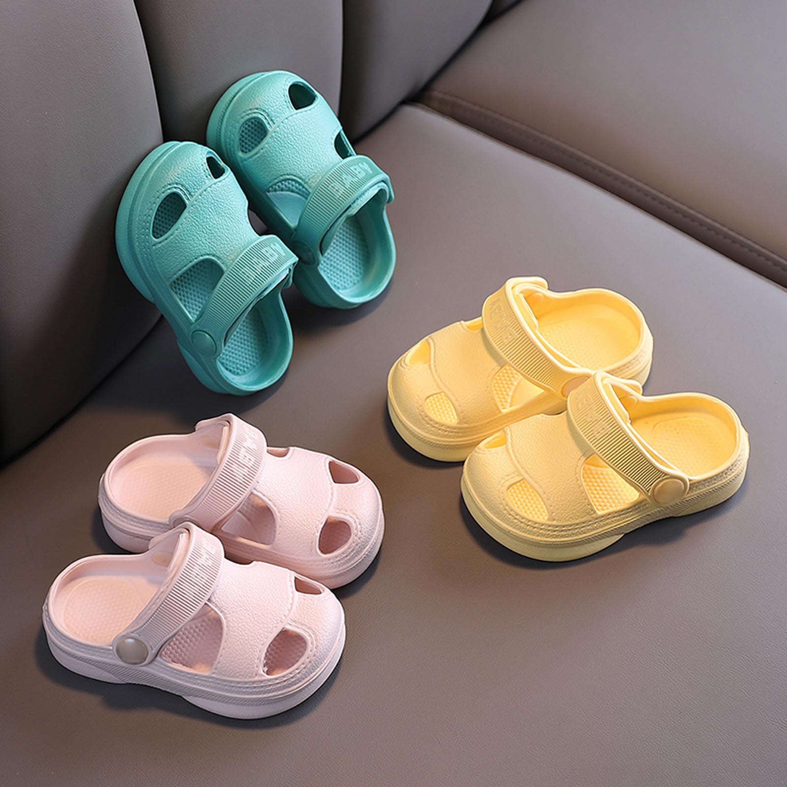 2022 Summer Baby Shoes Children Non -slip Soft Sole Floor Boys Girl Beach Sandals Toddler Kids Home Shoes Flip Flop Sandal