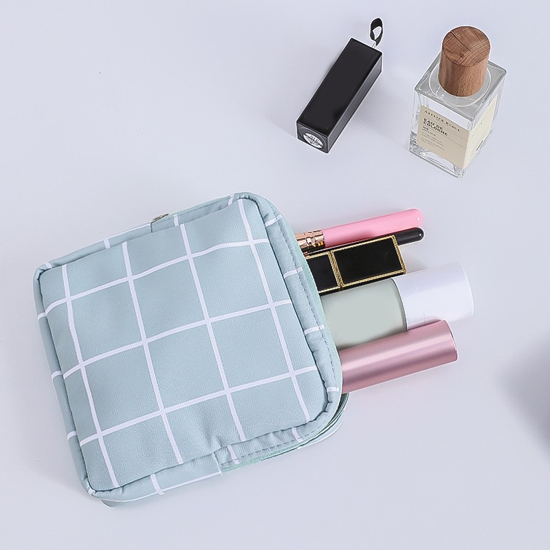 Women Portable Sanitary Napkin Storage Bag Cotton Travel Makeup Bag Printed Literary Zipper Purse Sundries Cosmetic Organizer