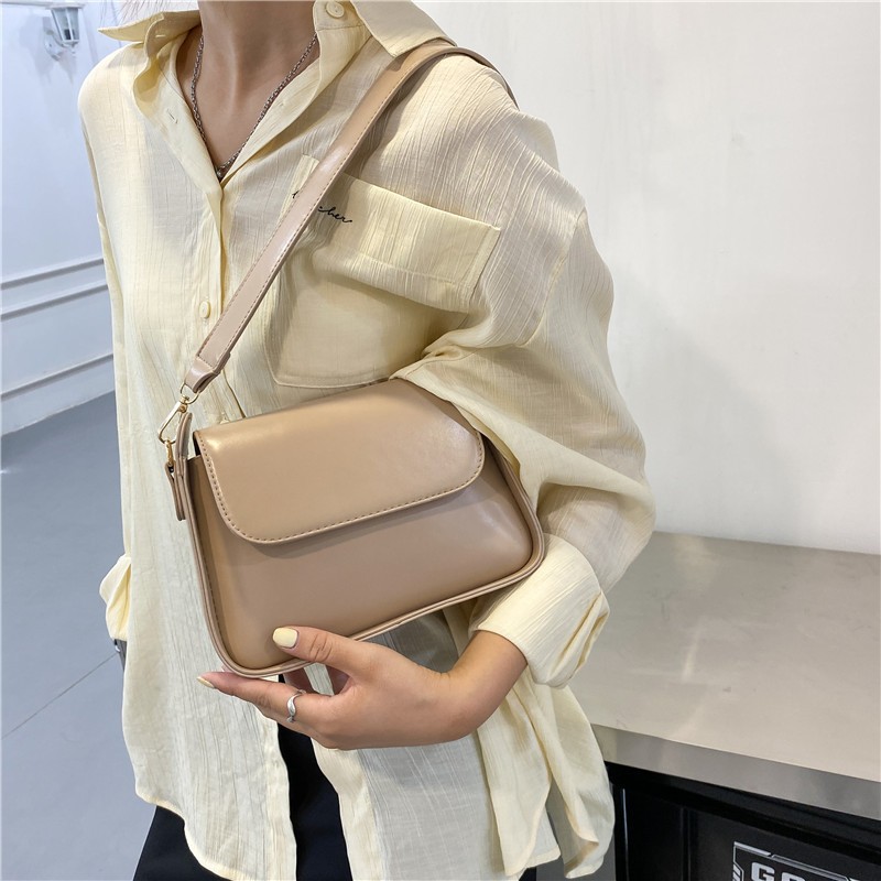 Qiaoduo 2022 Fashion Women Shoulder Bag Soft PU Leather Underarm Female Bags Solid Color Small Square Box Wide Strap Handbag