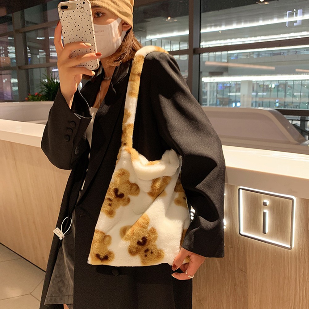 INS Women Flower Print Shoulder Bags Winter New Soft Plush Bucket Bags Female Open Pocket Crossbody Furry Fluffy Tote Bags