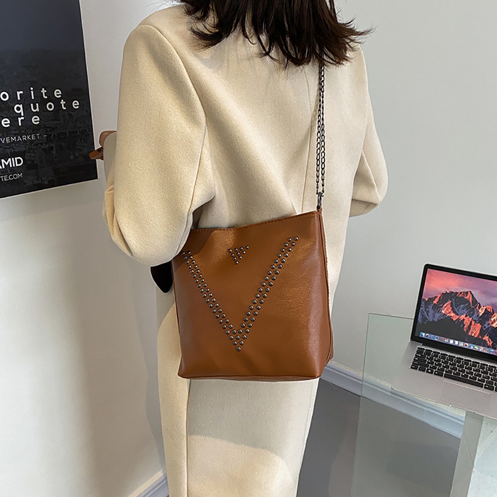 Fashion Women Bag PU Leather Rivet Shoulder Bag Fashion Chain Zipper Handle Bag Female Luxury Brand Designer Handbags