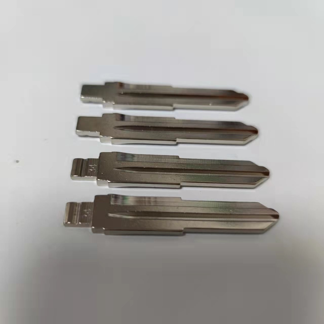 10pcs #34 LISHI HY17 Metal Blank Uncut Flip For KD VVDI Remote Key Blade For Hyundai Accent Mistra Kia Rio M4 Key Blade