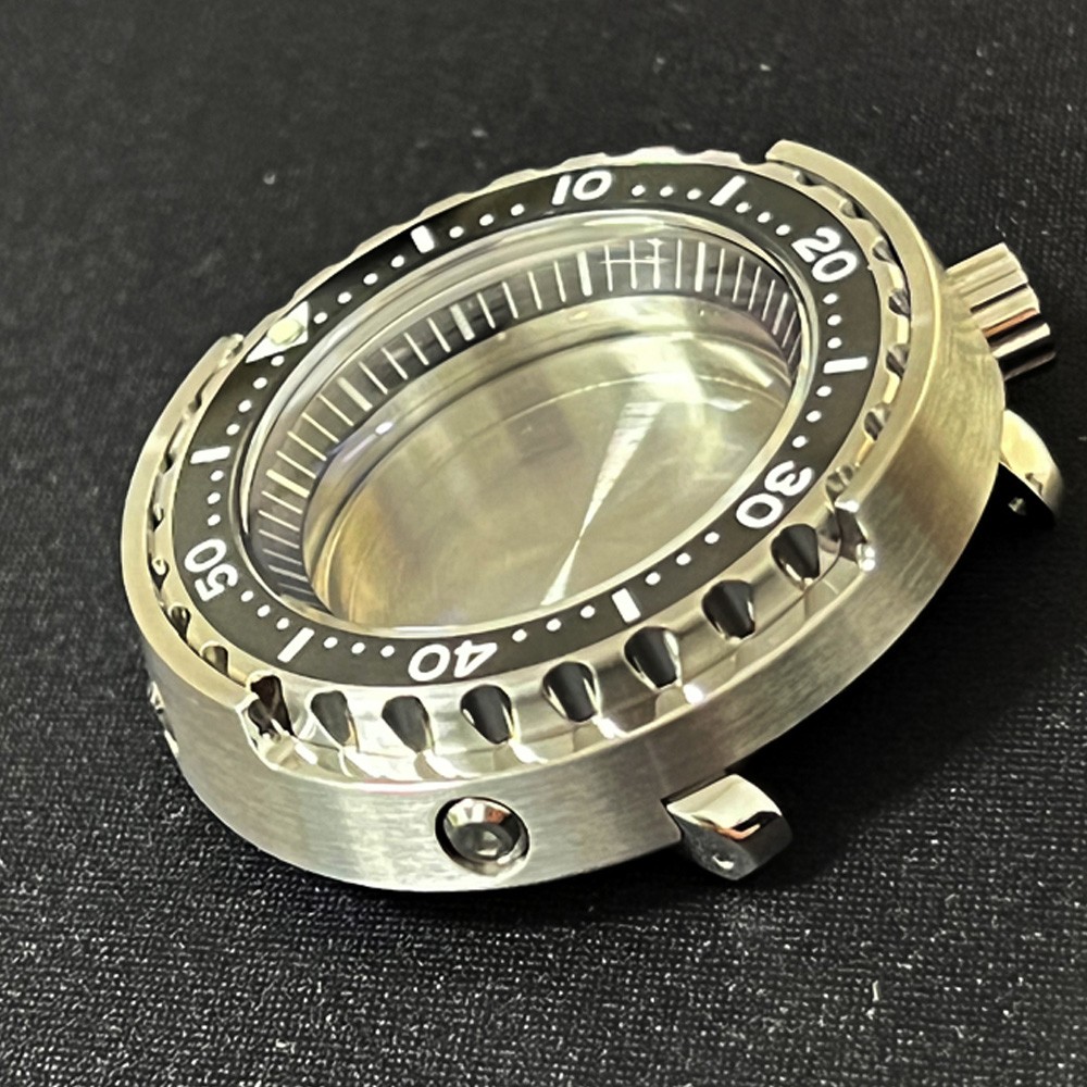 For NH35/36 Movement Stainless Steel Canned Tuna SBBN031 Watch Case Sapphire Glass and Metal Bracelet 20Bar Water Resistant