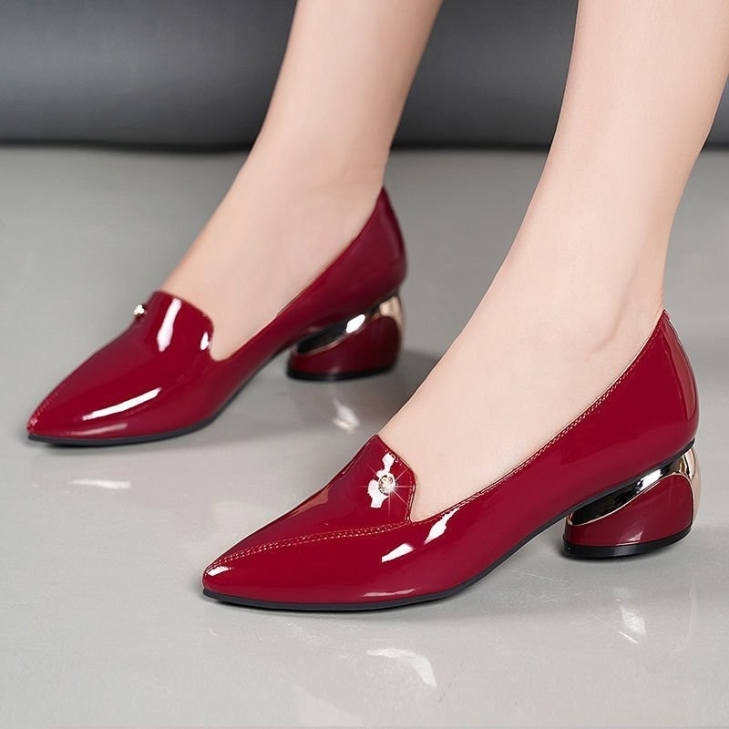 Office Lady Shoes Black Patent Leather Dress Shoes Pointed Toe Boat Shoes Med Heels Pumps Zapatos Mujer Plus Size 34-42