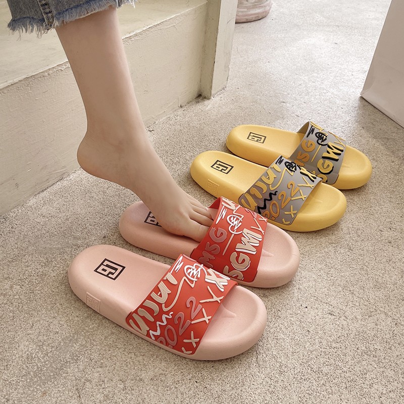 Thick Sole Women Slippers Summer 2022 Fashion Holiday Beach Slippers Comfortable Ladies Non-slip Home Slippers Zapatos de mujer