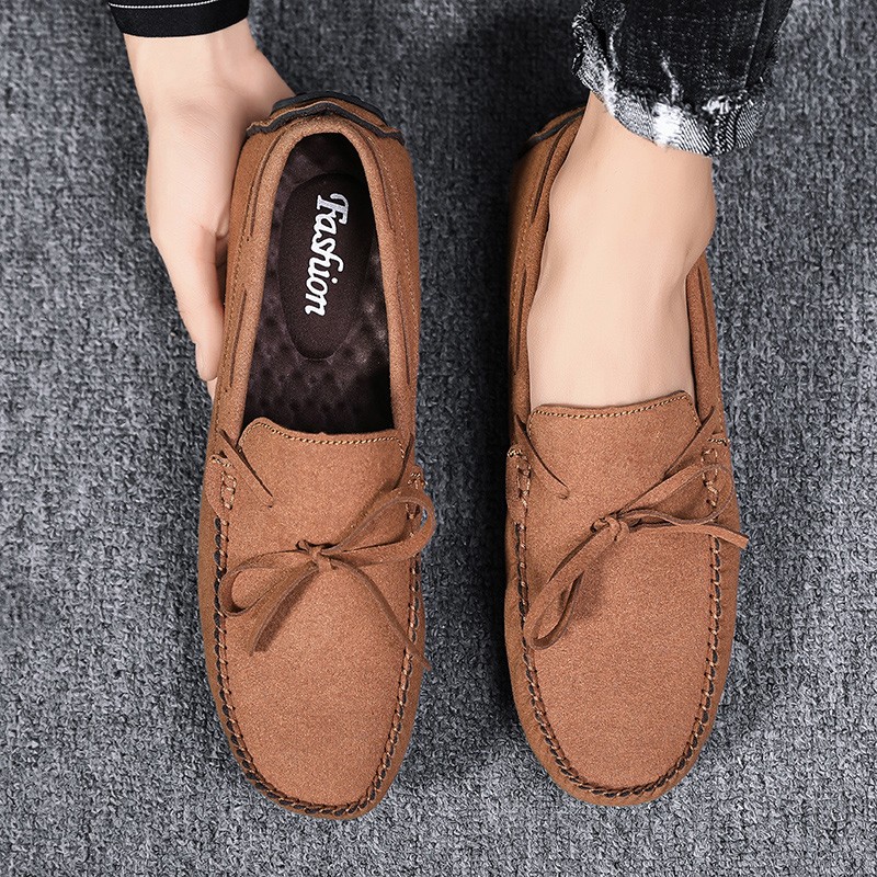 Men Loafers Suede Leather Moccasins Classic Casual Shoes Slip On Walking Shoes Comfortable Non-slip Driving Shoes Men's Shoe