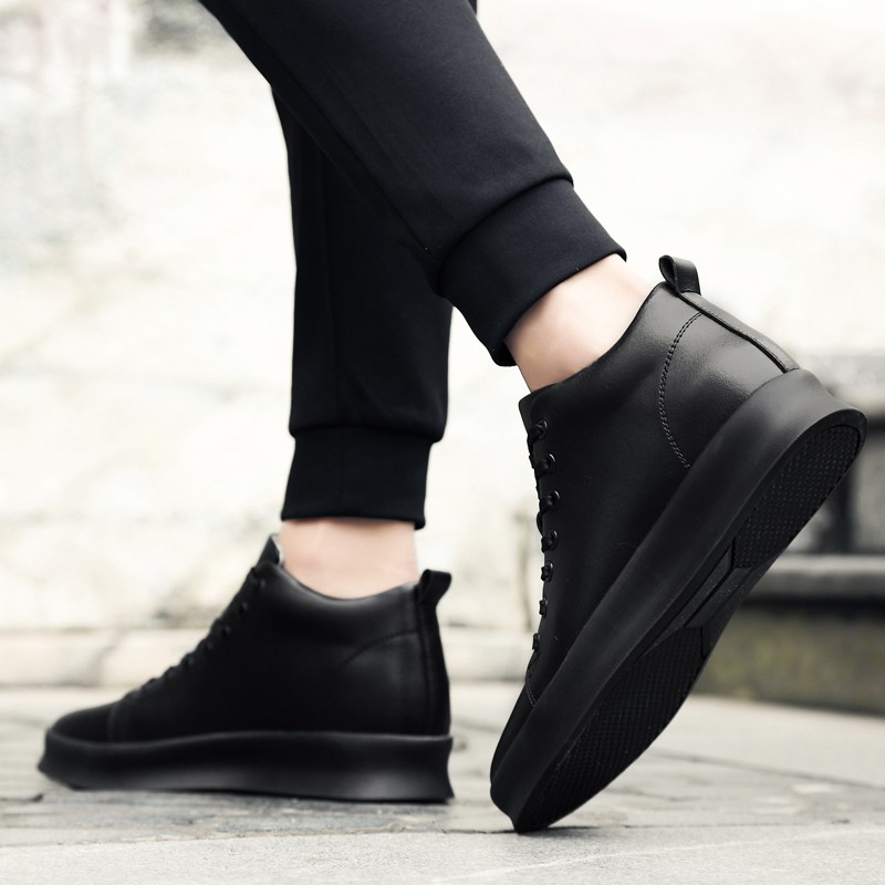 High Quality All Black Men's Leather Casual Shoes Increase Simple Pure Black Sneakers Fashion Breathable Sneakers Fashion Flats