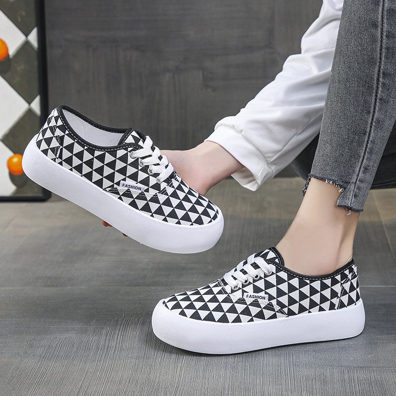 Spring New Color Matching Plaid Design Fashion Shallow Mouth Breathable Outdoor Casual Rubber Platform Non-slip Canvas Shoes