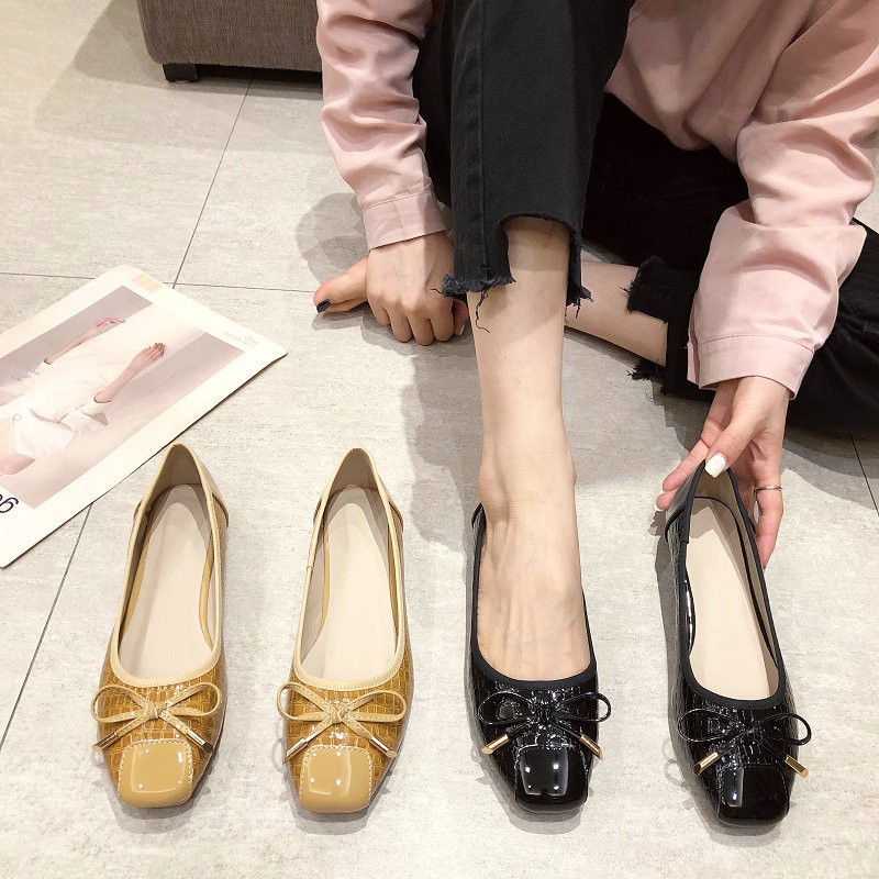 Women Spring Autumn Square Toe Stitching Soft Bottom Comfortable Shoes 2022 New Shallow Mouth Butterfly Stone Pattern Flats34-43