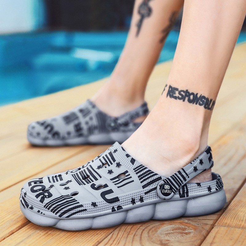 Men Causal Summer Sandals EVA Garden Clogs Soft Memory Hospital Shoes Men Slip On Beach Water Slippers Zapatos Hombre