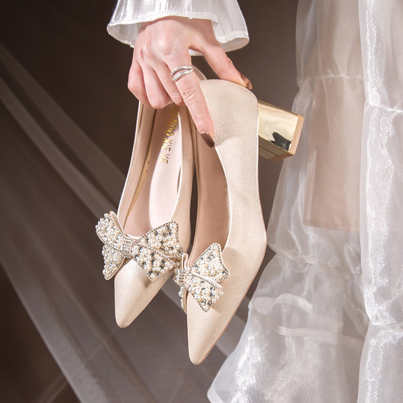 Rimocy Luxury High Heels Pearl Bowknot Women Pumps Pointed Toe Rhinestone Wedding Shoes Woman Champagne Silk Dress Party Pumps