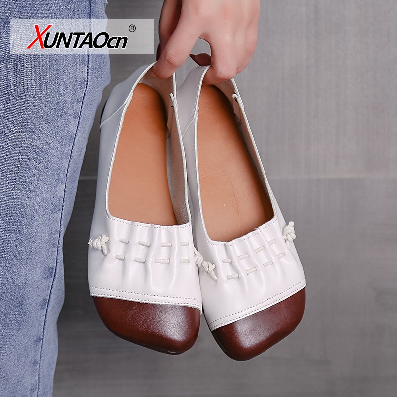 Women's retro flats 2021 autumn new square toe soft leather ladies slip-on loafers 35-43 large size female office casual shoes