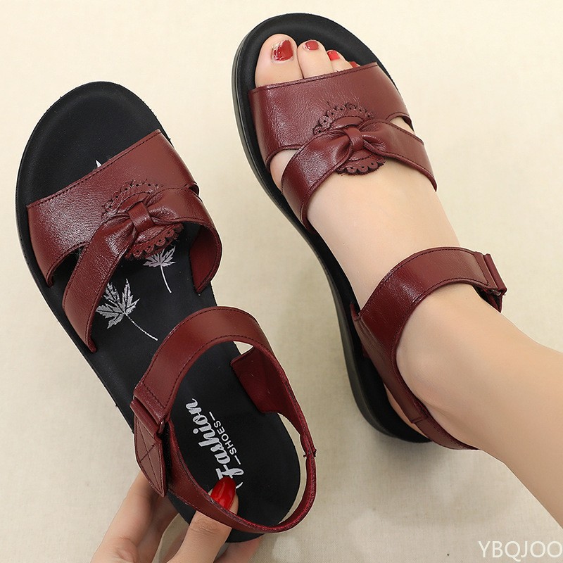 New Fashion Women Sandals Summer Shoes Woman Leather Flat Sandals Soft Female Shoes Comfortable Old Mother Sandals