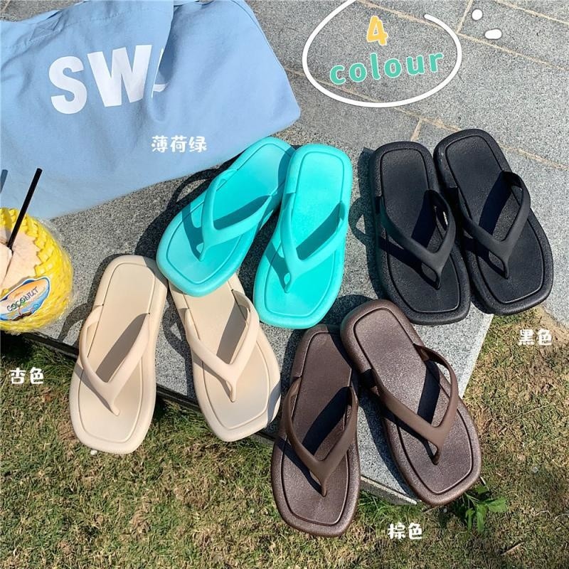 INS fashion summer flip flops for women outdoor leisure slippers square head platform flip flops solid color beach shoes sandals