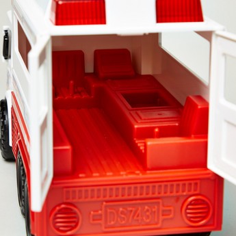 DSTOY Max Ambulance Toy Car