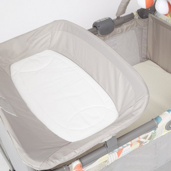 Graco Contour Electra Playard Travel Cot with Removable Toy Bar