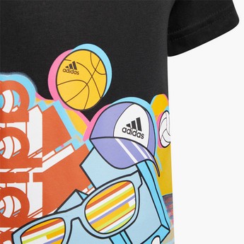 adidas Graphic Print Crew Neck T-shirt with Short Sleeves