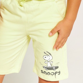 Peanuts Print Shorts with Drawstring Closure and Pockets