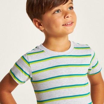 Juniors Striped Crew Neck T-shirt with Short Sleeves