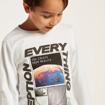 Juniors Graphic Print T-shirt with Long Sleeves