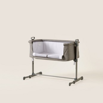 Juniors Peyton Side Bassinet