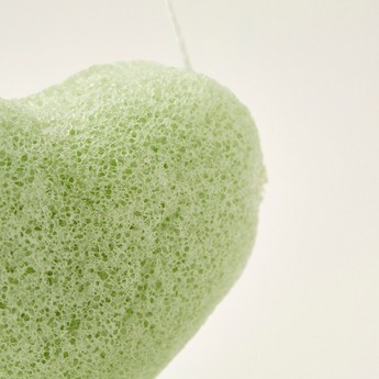 Bebecare Heart Green Tea Konjac Bath Sponge