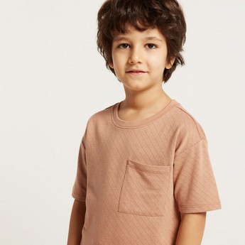 Eligo Textured T-shirt and Shorts Set