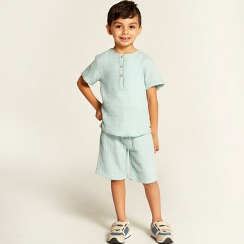 Checked Crew Neckline T-shirt and Mid-Rise Shorts Set