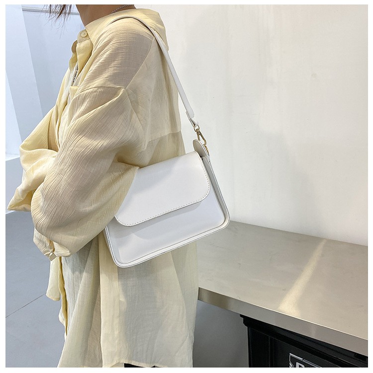 DIGERUI 2022 Fashion Women Shoulder Bag Soft PU Leather Underarm Female Bags Solid Color Small Square Box Wide Strap Handbag