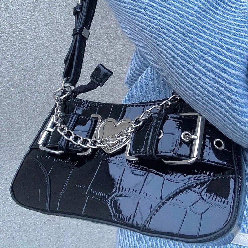 Xiuya Motorcycle Style Cool Shoulder Bag 2022 Crocodile Pattern Black Hot Girls Underarm Cell Phone Bag Metal Heart Handbags