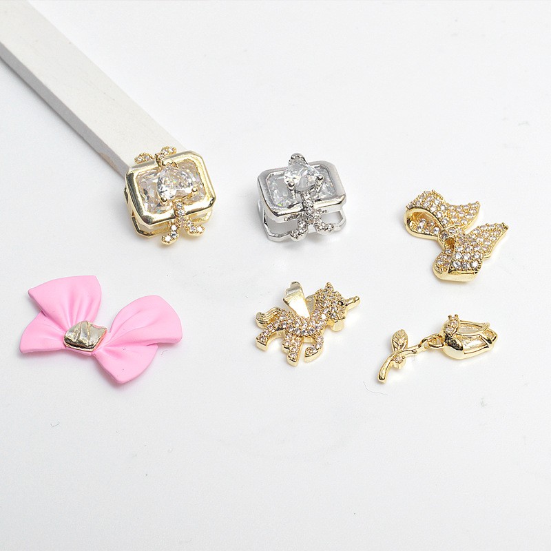 New Zircon Jewelry Bow God Horse Rose Angel Wing Face Pendant Nails Accessories  Christmas Nail Art