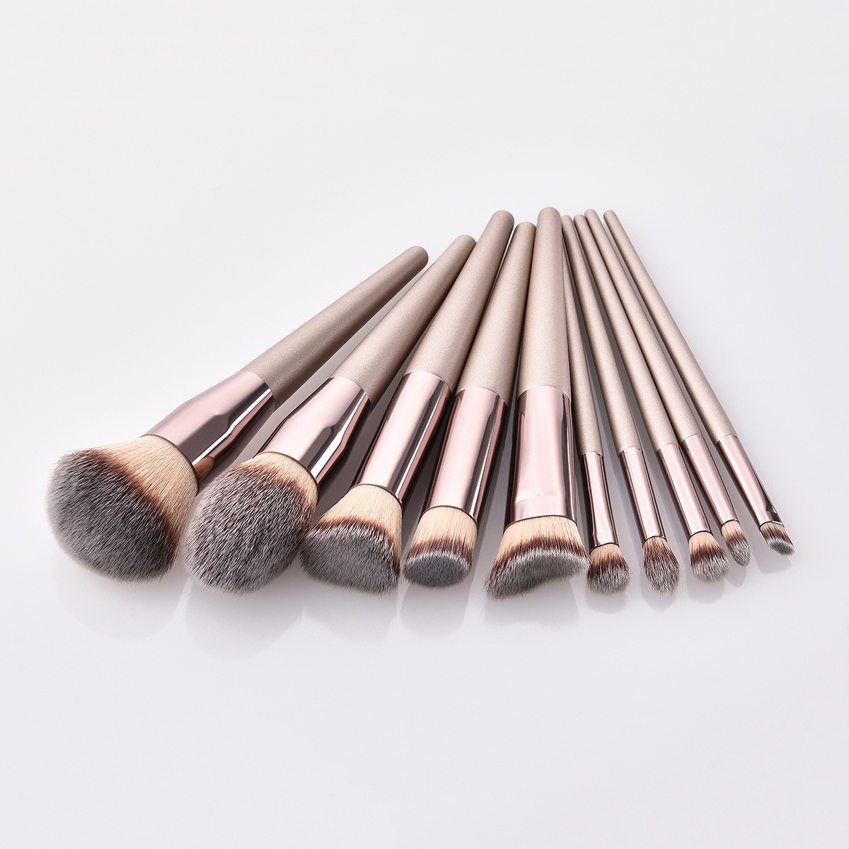 Hot Champagne Makeup Brushes Set for Cosmetics Foundation Powder Blush Eyeshadow Kabuki Blending Face Beauty Makeup Tool