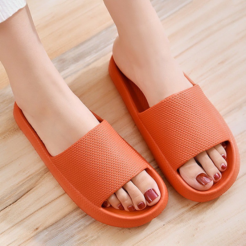 Female Home Slippers Summer Women Thick Platform Slides Women's Sandals Flip Flops Beach Sandal Mule Anti-slip Slippers for Men