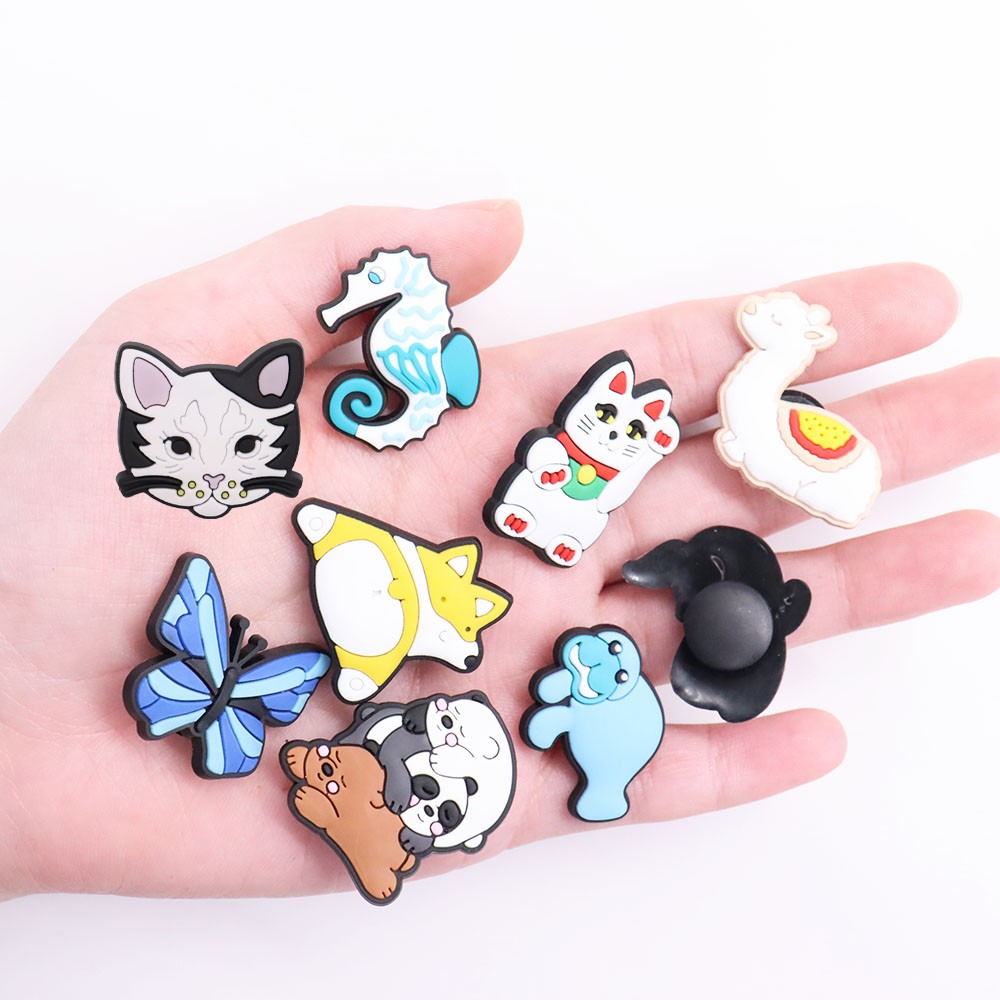 Single Sale 1pc Animals Whale Panda Cat Shoes Charms Accessories Plastic Embellishments Croc jibz Buckle For Kids Christmas Gifts