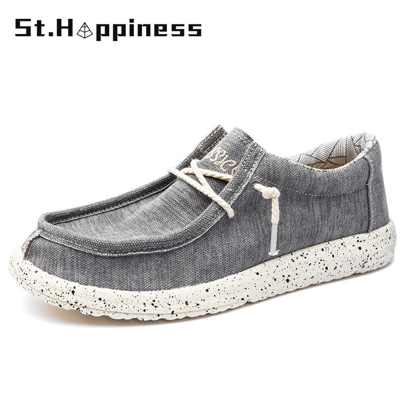 2022 New Summer Men Canvas Shoes Fashion Casual Soft Breathable Beach Shoes Lightweight Slip On Driving Loafers Plus Size 48