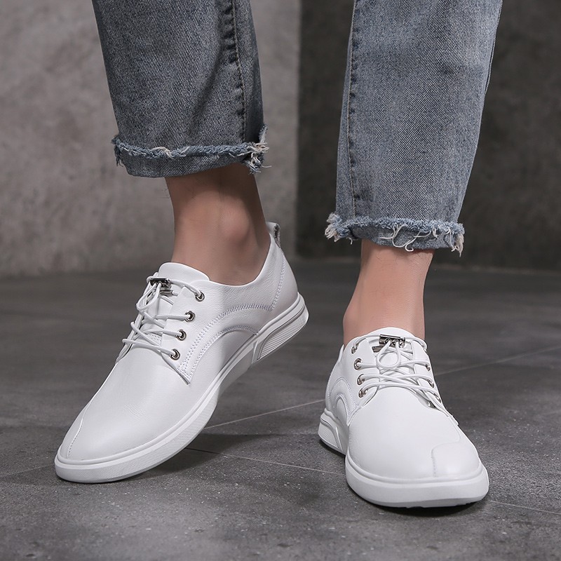 Men Sneakers Genuine Leather Men Casual Shoes Slip-on Breathable Soft Summer Flats Shoes Simple Style Fashion White Shoes