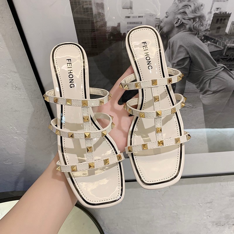 Summer 2021 New Slippers Women Rivet Sandals Women Square Toe Slippers Open Toe Shoes Fashion Shoes For Women Sexy High Heels