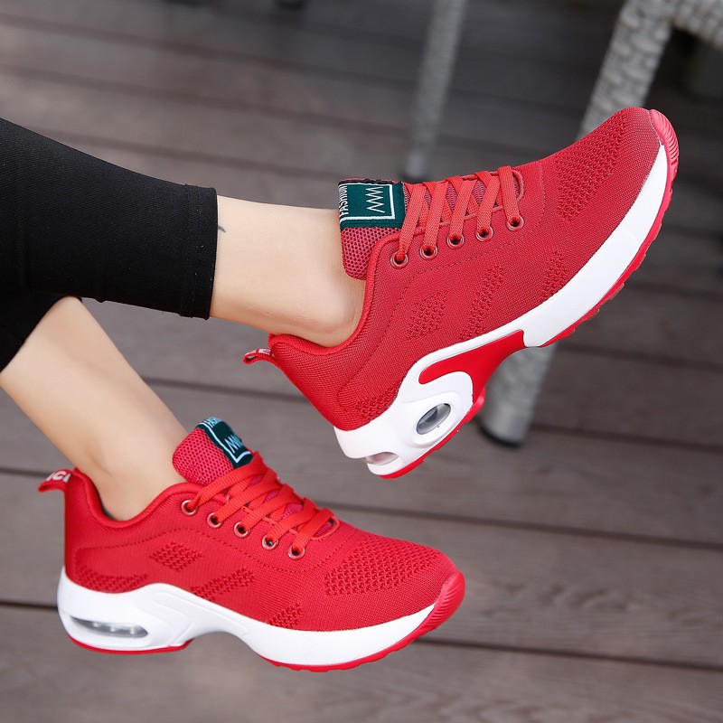 2021 new cushion casual running shoes flying woven sports lightweight wear-resistant breathable student mesh women's shoes